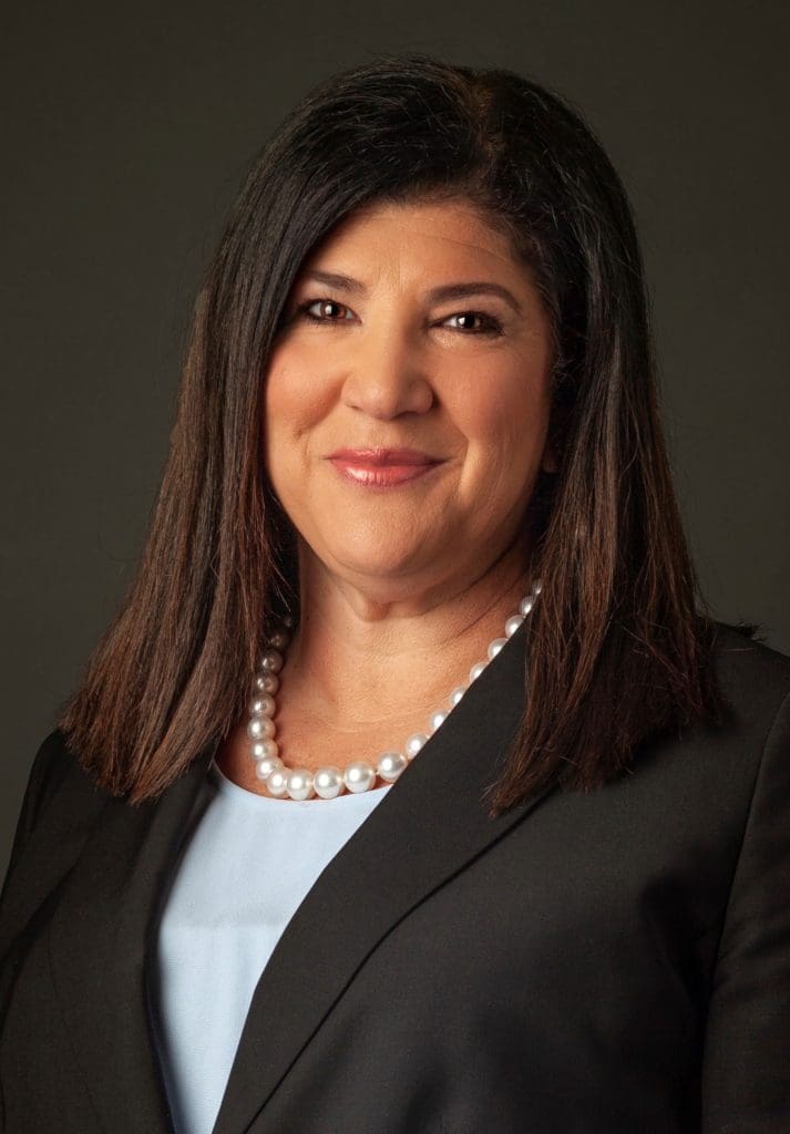 Gina Wolfe Headshot
