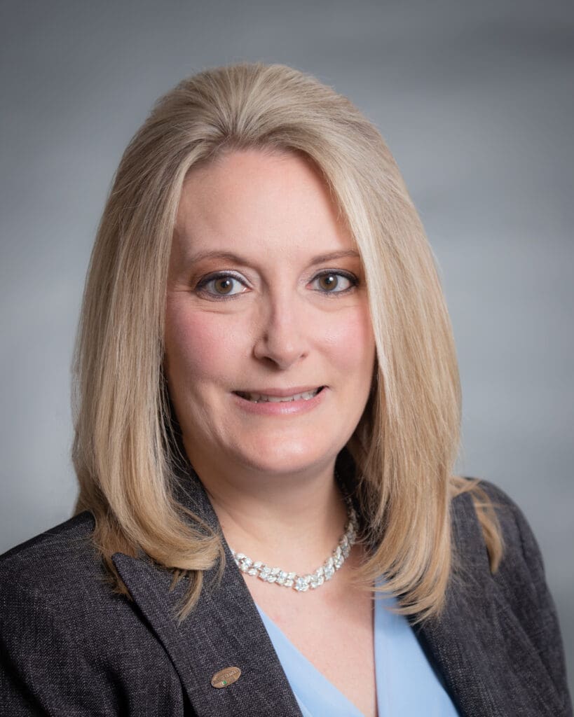 Headshot of Stacey Crowell