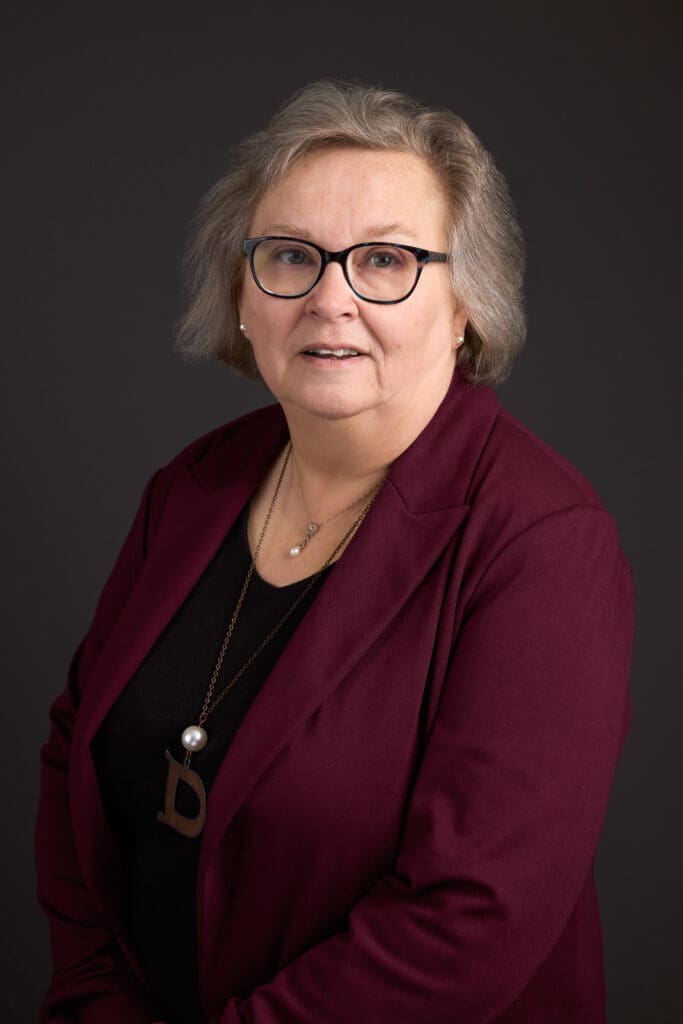 Headshot of Dianne Gordon